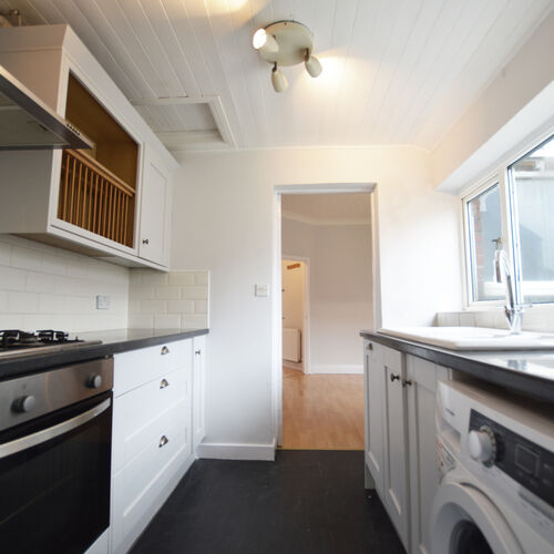 Renting in Cardiff - 3 bedroom Unfurnished House, Grangetown, Cardiff