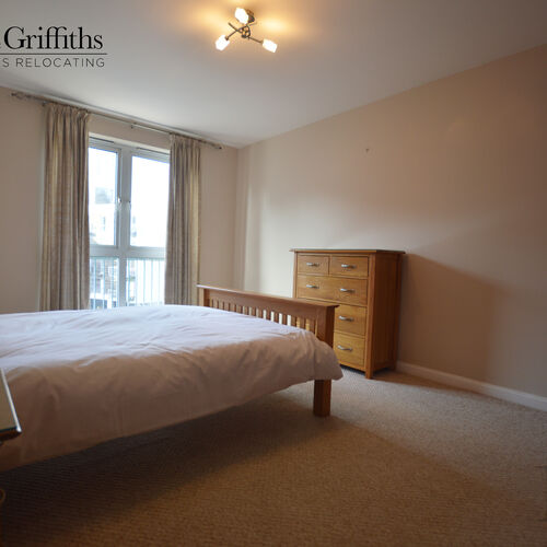 Renting in Cardiff - 3 Bedroom Duplex Penthouse Apartment, Cardiff Bay