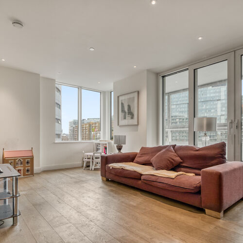 Cascade Court, 1 Sopwith Way, London, SW11