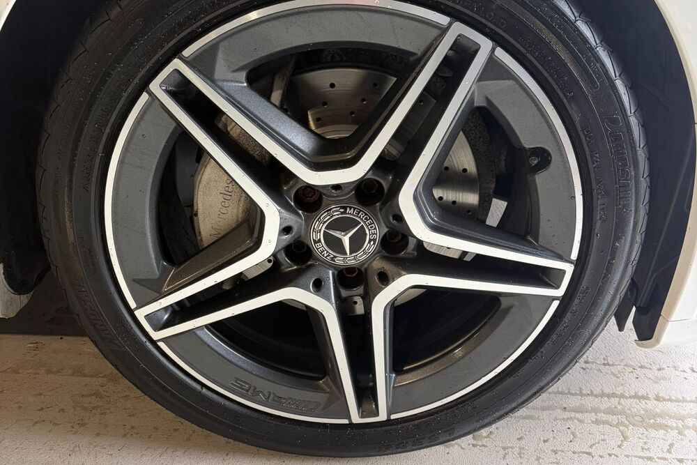 MERCEDES-BENZ C CLASS C200 AMG Line
