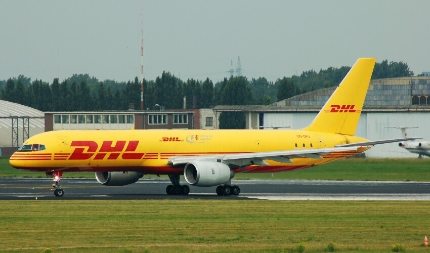 Boeing 757 aeroplane in DHL livery.