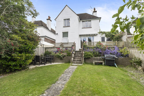 Kings Avenue, Eastbourne