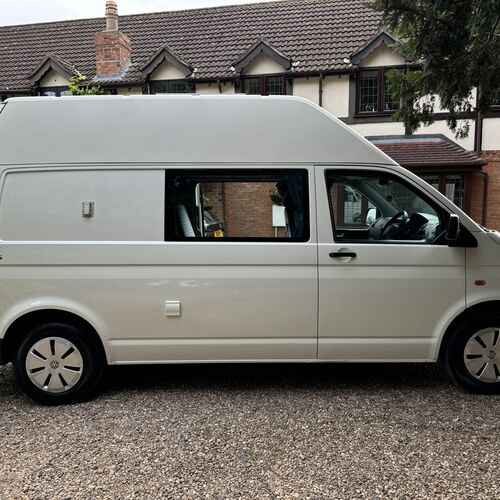 2006 VW T5 Aztec Campers High Top Camper Van 2.5TDi 130 LWB - 1 Owner 16yrs
