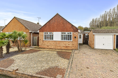 Glen Close, Polegate