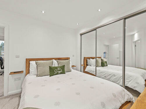 Hawley Road, Falkirk, FK1 1SW