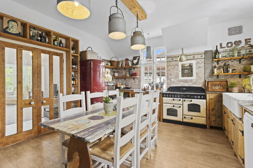 Saffrons Road, Eastbourne