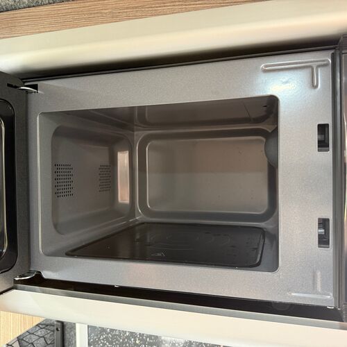 2018 Peugeot Boxer Camper Van 2.0 HDi Pro L4H2 XLWB - Pro Conversion 