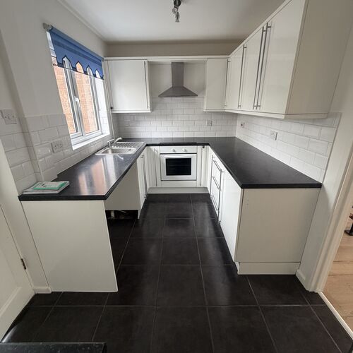 TWO MILE ASH - TWO BEDROOM HOUSE