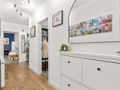 Elizabeth Avenue, Grangemouth, FK3 9DD