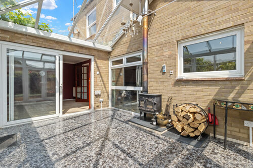 Gardner Close, Eastbourne