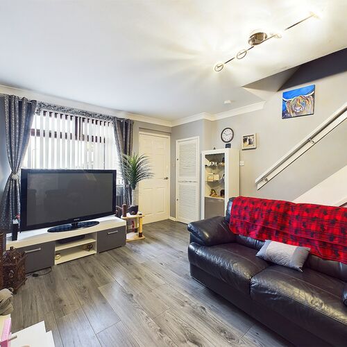 Kirkmuir Drive, Stewarton