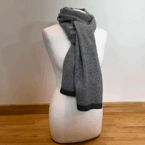 Cashmere jacquard scarf