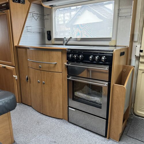 2001 Hymer B564 Lionheart RHD UK Model Fiat Ducato Motorhome - 4 Berth - 56765 Miles