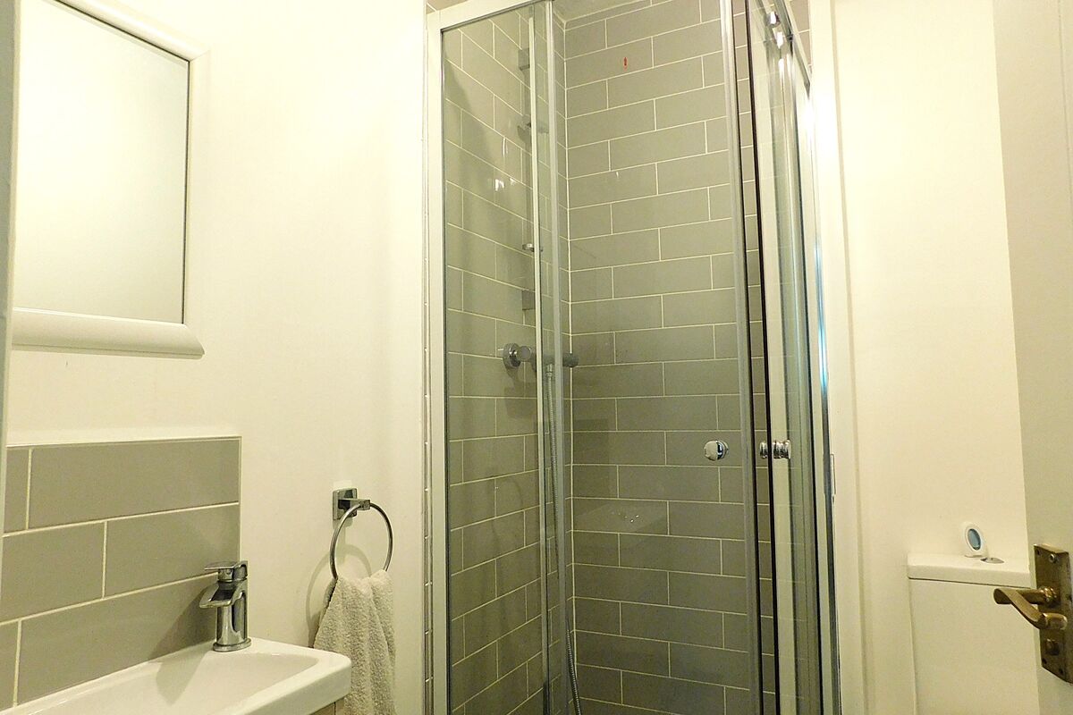 Prince Albert Court, Sunbury