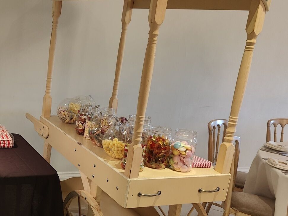 sweet cart side view