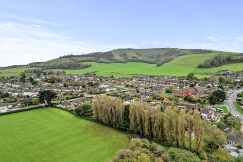 Glen Close, Polegate