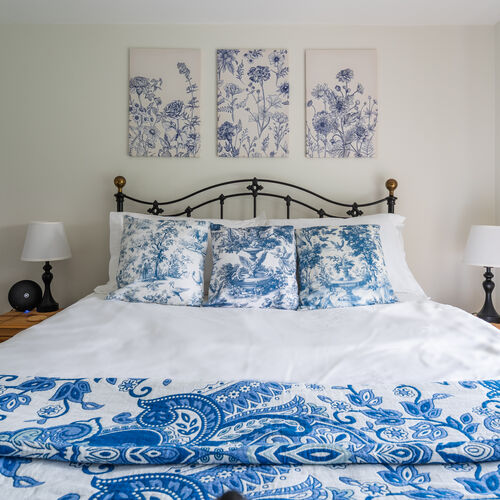 Little Tolpitts Lane, Watford WD18 9QG