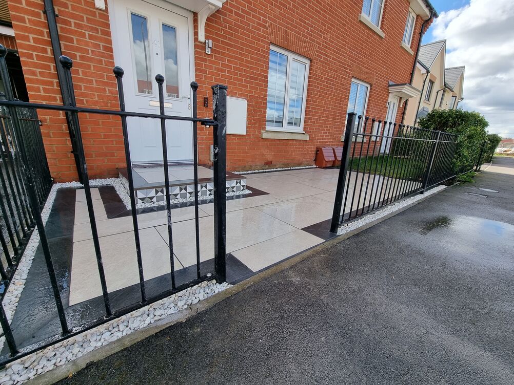 Gallery | Hd Landscaping | Landscape Gardening | Garden Maintenance Leighton Buzzard | Garden Design Bedfordshire