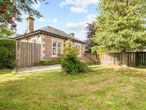 Cemetery Lodge, Parkhead Road, Sauchie, FK10 3BH