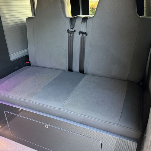 2016 VW T6 Camper Van 4 Berth 2.0 TDi T30 Black/White - Pro Conversion