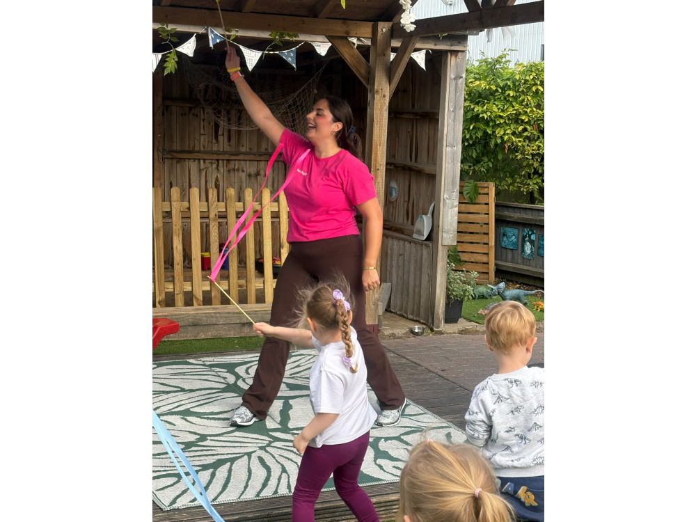 Workshops | Pulse &amp; Pop! | Children's Birthday Party Venue Hire Spalding, UK |  Musical Theatre Classes and Experiences in and around Lincolnshire, UK | Wedding and Events Singer based near Peterborough, UK