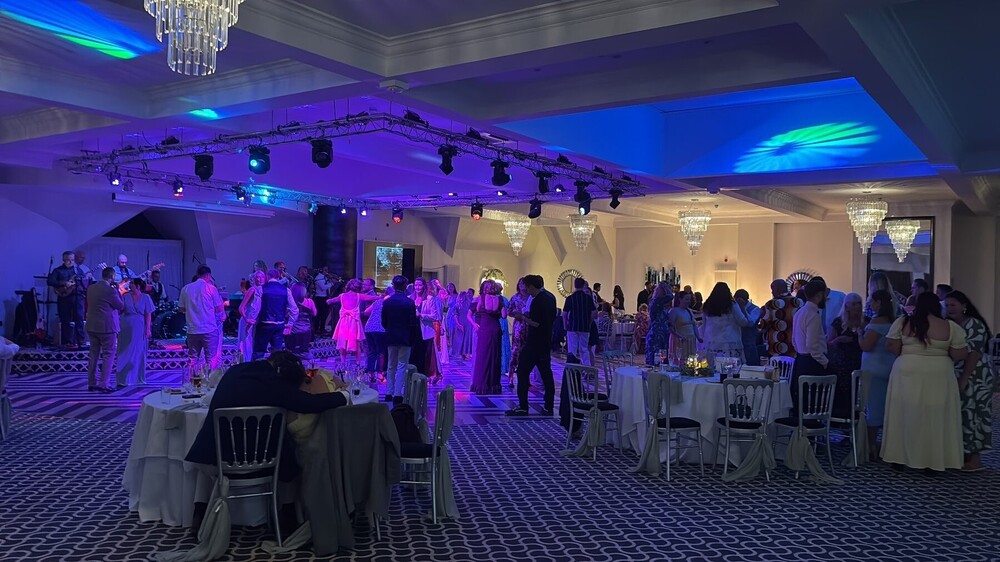 Ashleigh &amp; George’s Wedding at Old Thorns – Gatsby Room Wedding Photo Booth | Pic Me! by Sweetalicious | Wedding Photo Booth Hire Hampshire | Corporate Photo Booth Hire Southampton | Luxury Photo Booth Hire Bournemouth