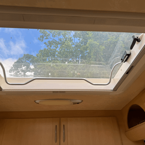 2008 Nu Venture Moniche Motorhome - 1 Family from new - 3678 Miles!