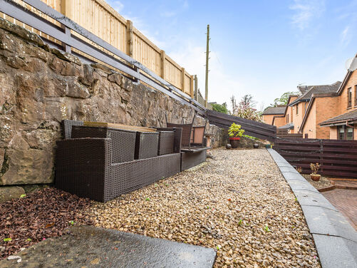 Orchard Grove, Polmont, FK2 0XE
