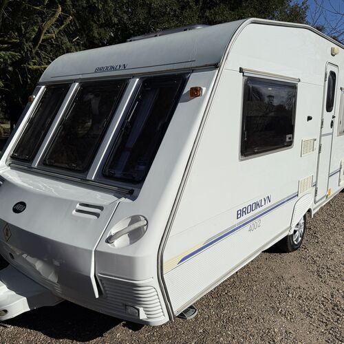 ABI Brooklyn 400-2 Caravan 2 Berth Lightweight 925kg 2001 Model - VERY TIDY EXAMPLE!