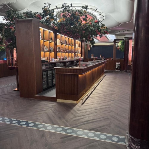 CLAYS, BREWER STREET, SOHO, W1F 9ZN | Uk Carpentry Contracts Ltd
