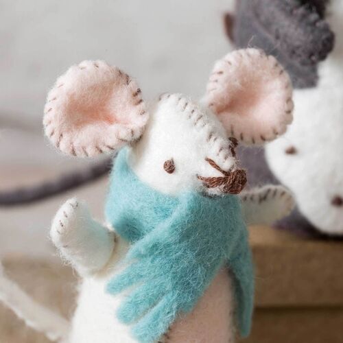 Mouse Family Felt Craft Kit by Corinne Lapierre