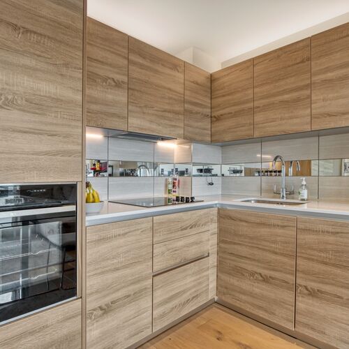 Duke Of Wellington Avenue, London, SE18