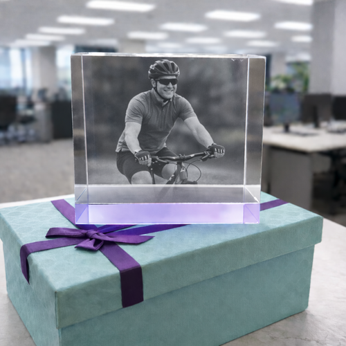 The New Superb Duloch HINT OF LILAC  12x8x6cm Crystal Block