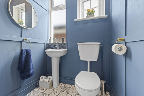 Kings Avenue, Eastbourne