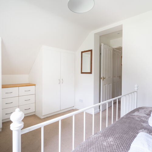 1 Hillside Way, Welwtn AL6 0TY