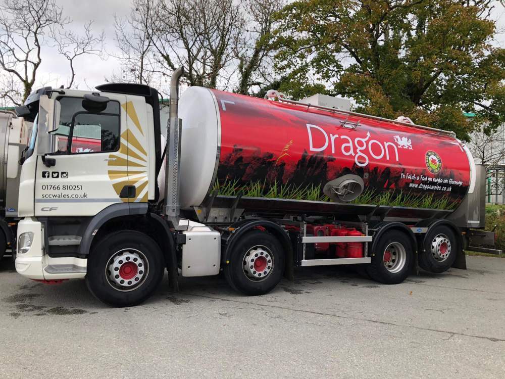 DAF CF milk tanker with vinyl wrap