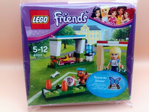 Lego® Friends - Stephanie's Soccer Practice