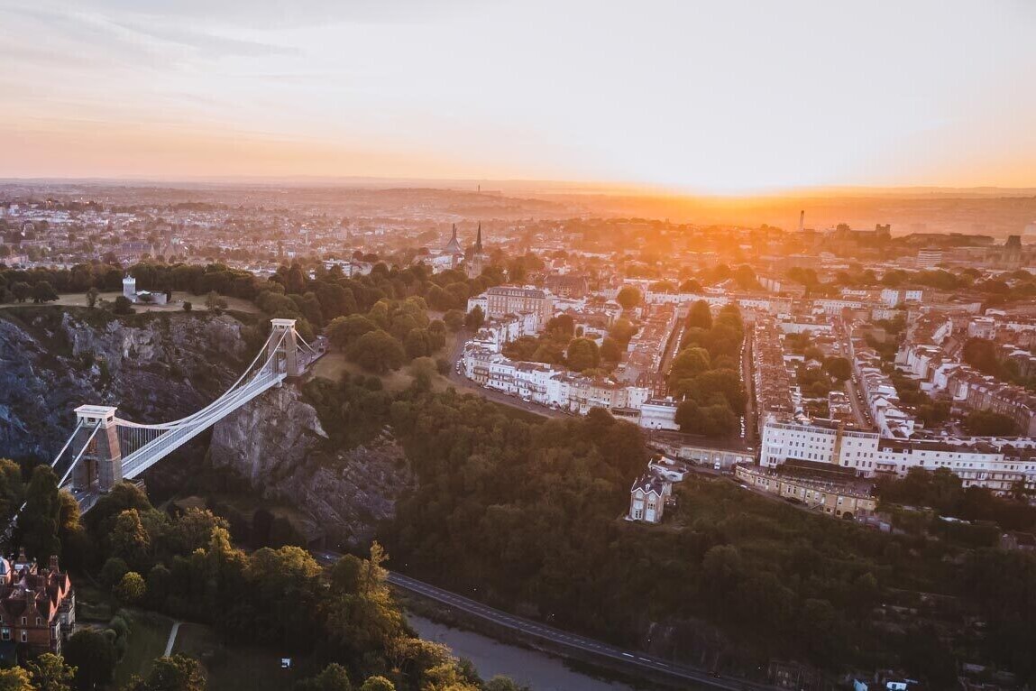 Advertise  | Let&amp;#039;s Go! Bristol
