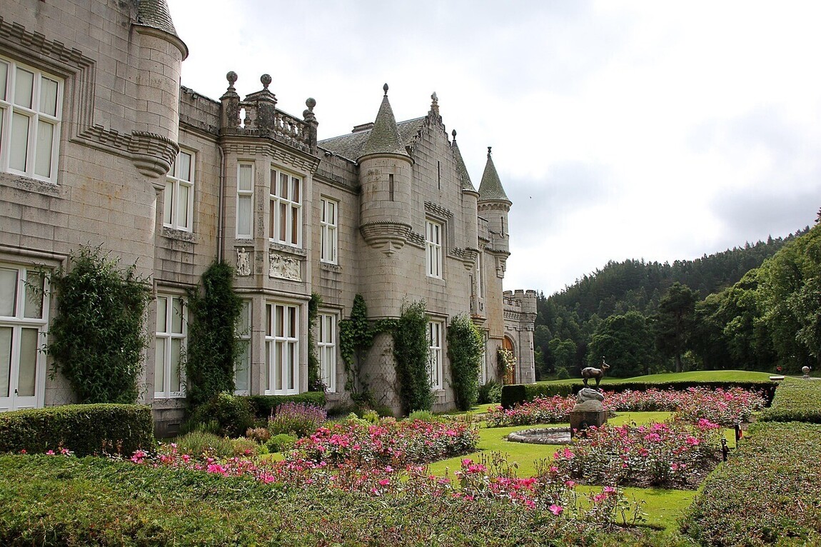 1-Day Balmoral and Inverness Tour