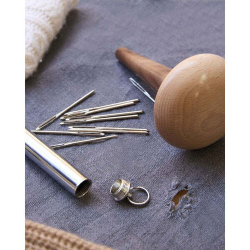 Darning Needle Set from Clothes Doctor