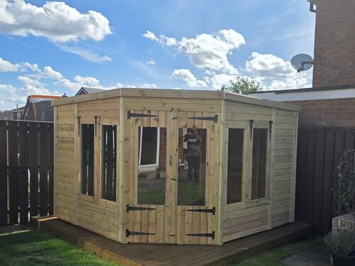 10x10 Corner Summer House