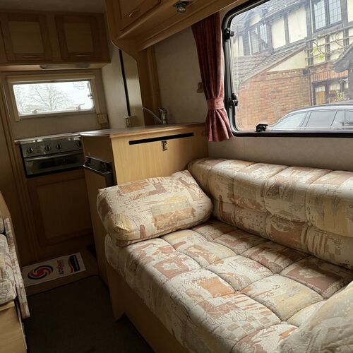 Elddis Avantgarde 100 Motorhome 5 Berth - 2002 Peugeot Boxer 2.0HDi