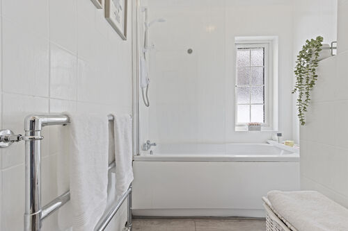 Kings Avenue, Eastbourne