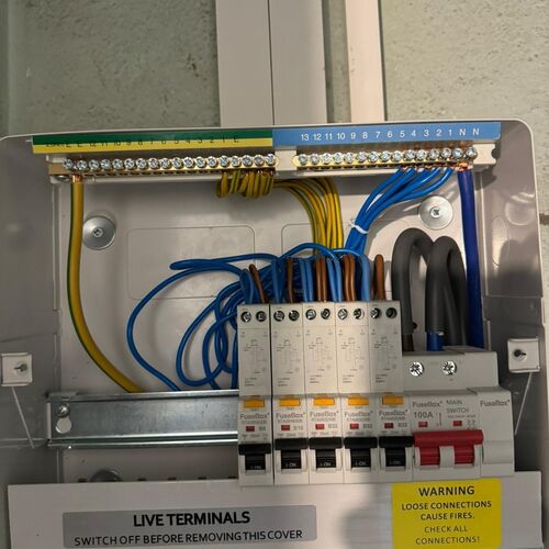 Gallery | Innovative Energy Systems Ltd | Emergency electrician Woking | Fuse board/Consumer unit replacement | Electrician Woking