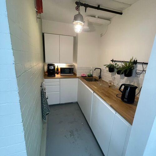 4th Floor Office/Studio - Tanner Street, London SE1 3PH