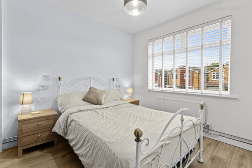 Glen Close, Polegate