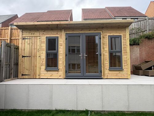 16x7 Pent Summer House Combi