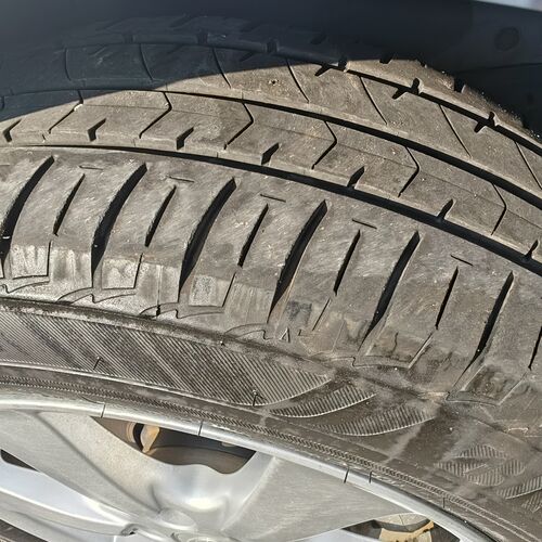 TOYOTA ESTIMA HYBRID E-FOUR