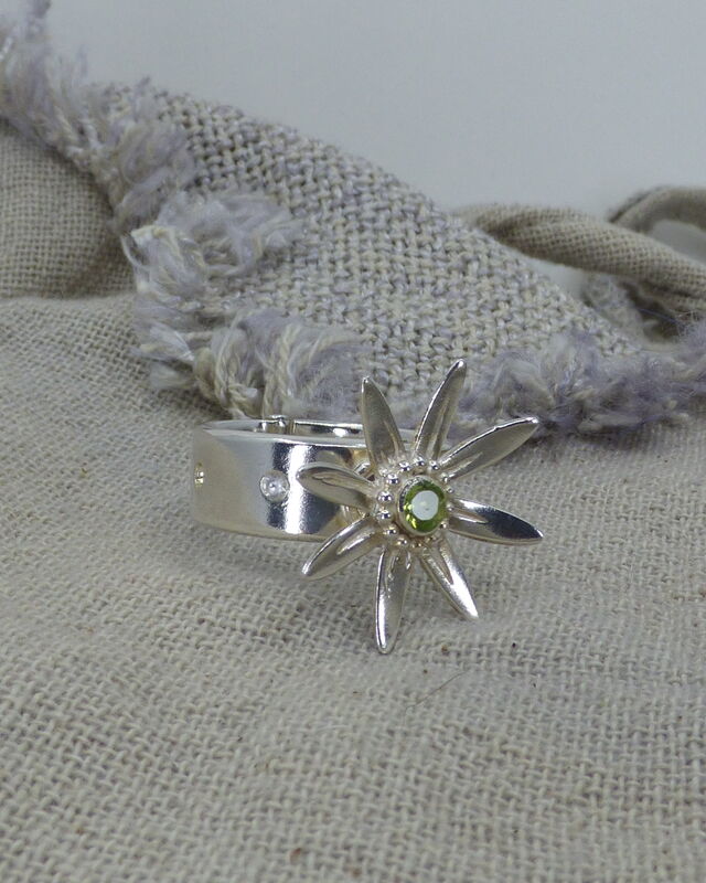 Wild flower 'Chamomile'