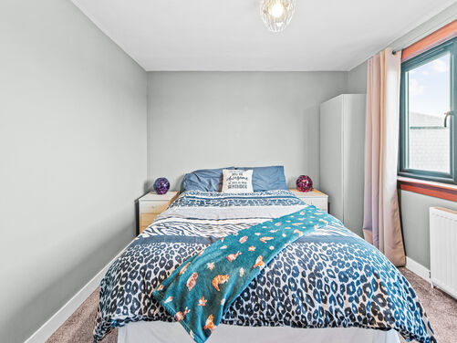 George Street, Falkirk, FK2 7EY